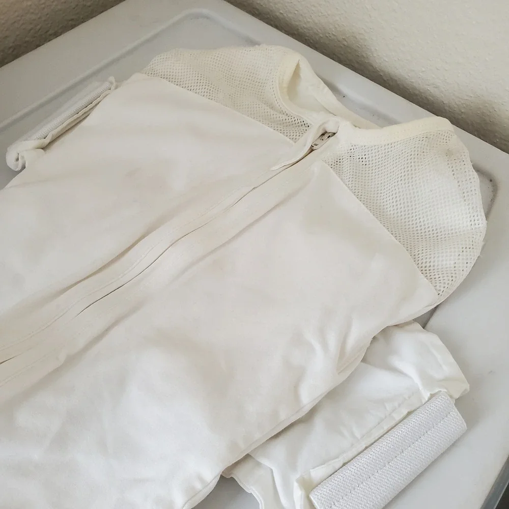 Happiest Baby SNOO Sack Organic Cotton Swaddle Ivory White Size Medium M 12-18lb